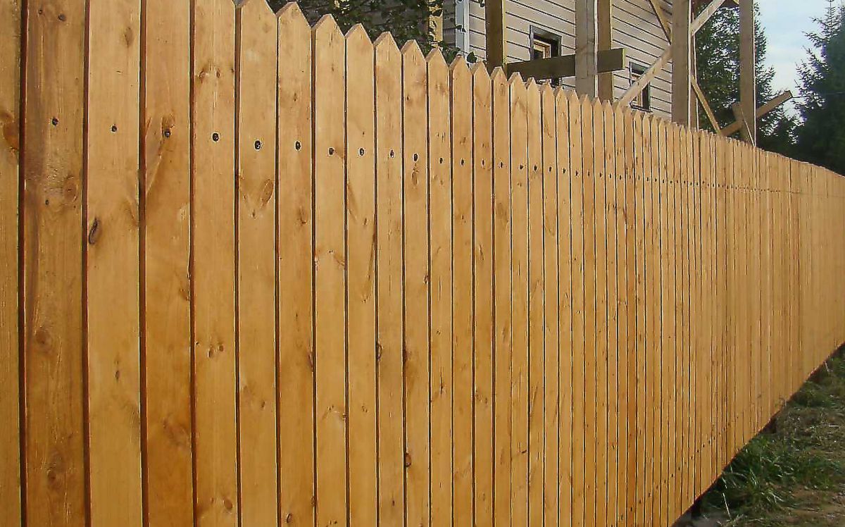 Деревянные заборы